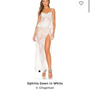 V. Chapman • Ophilia Gown • Size 4